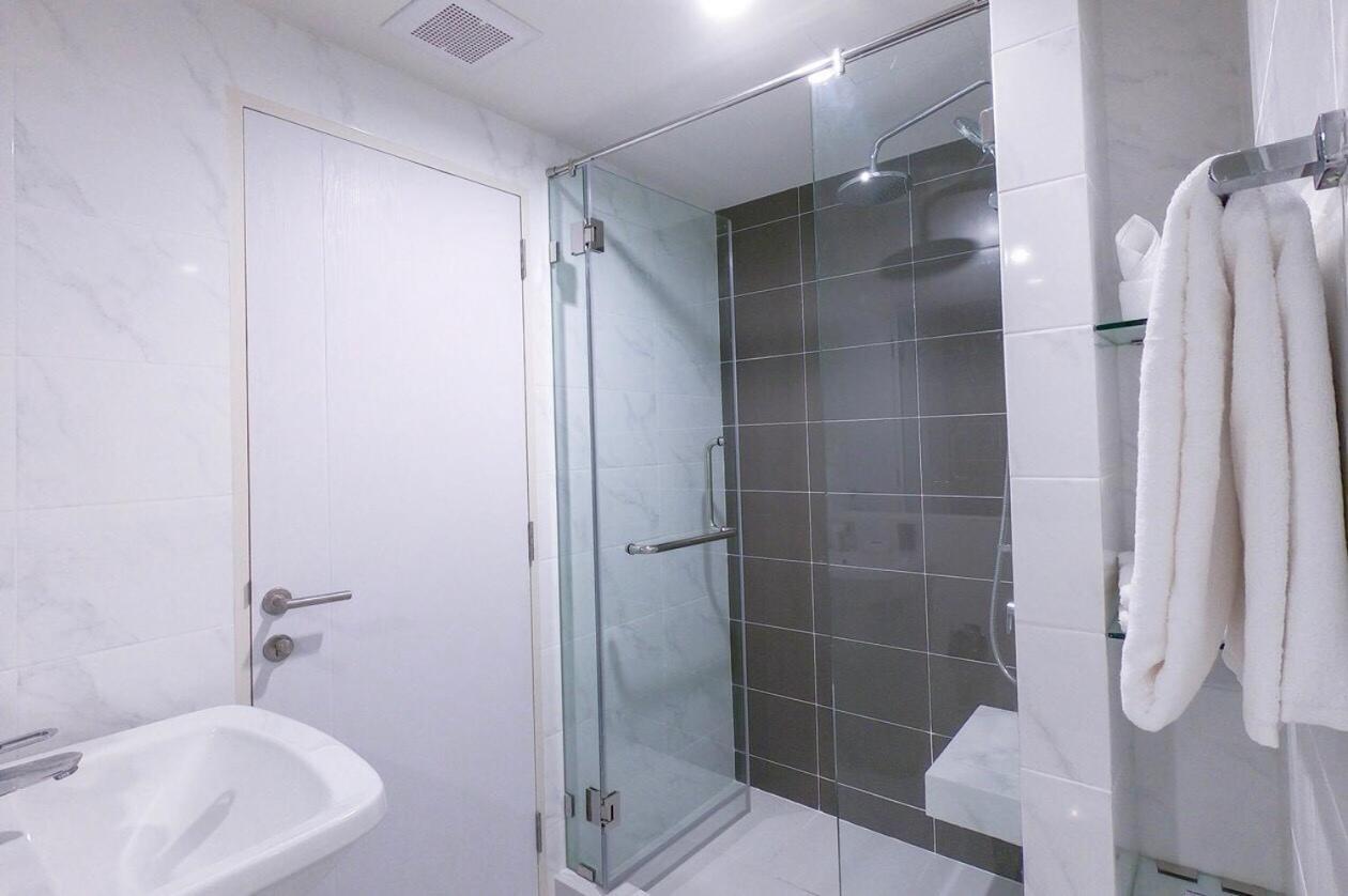 Niche Mono Sukhumvit 50 By Ariva Bangkok Exterior foto